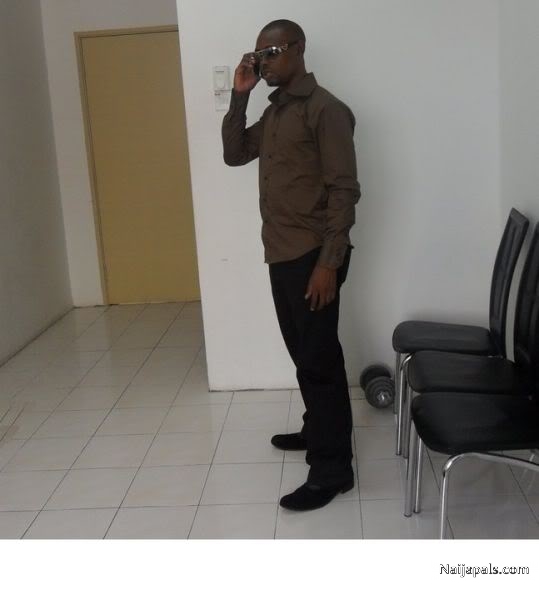  - click for next photo