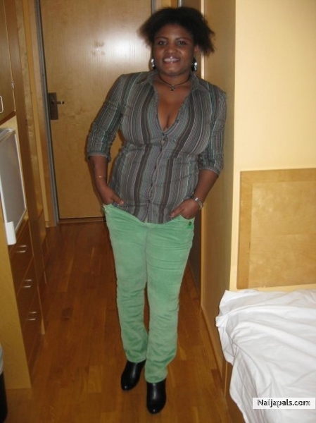 ME LEWA - click for next photo