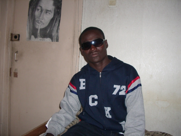  - click for next photo