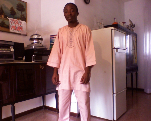  - click for next photo