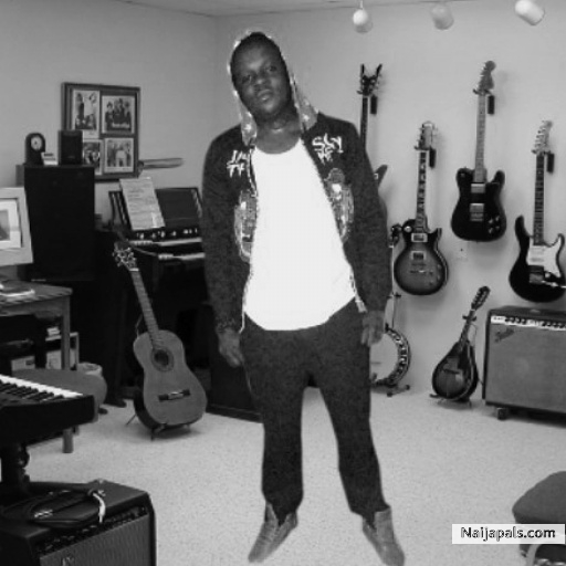 @bobbyTuNice is the next online to blow you have to copy that - click for next photo
