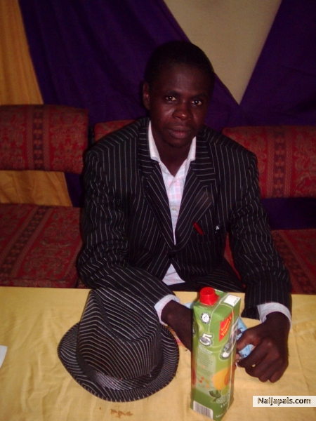  - click for next photo