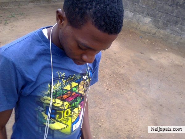Iam__Groovzingkid - click for next photo