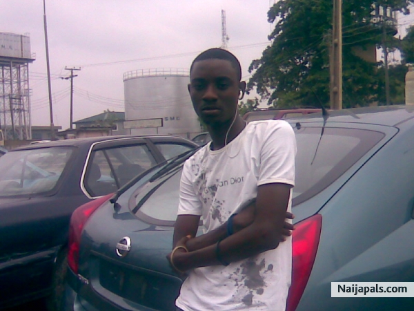  - click for next photo