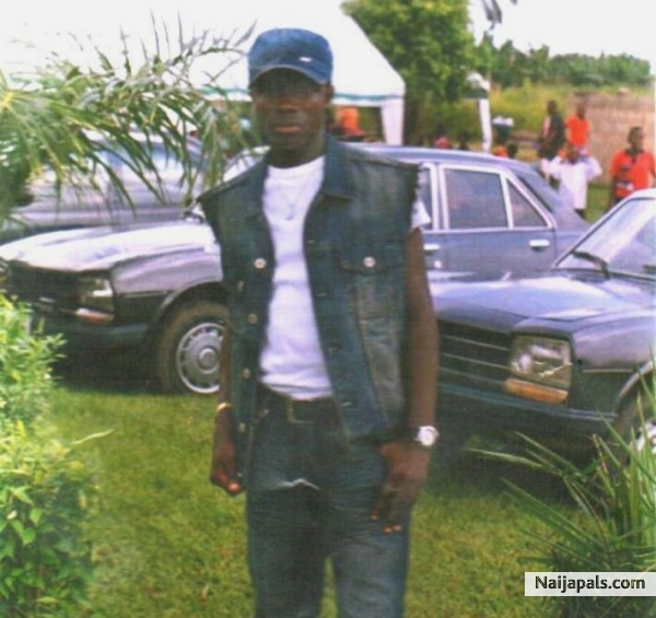  - click for next photo
