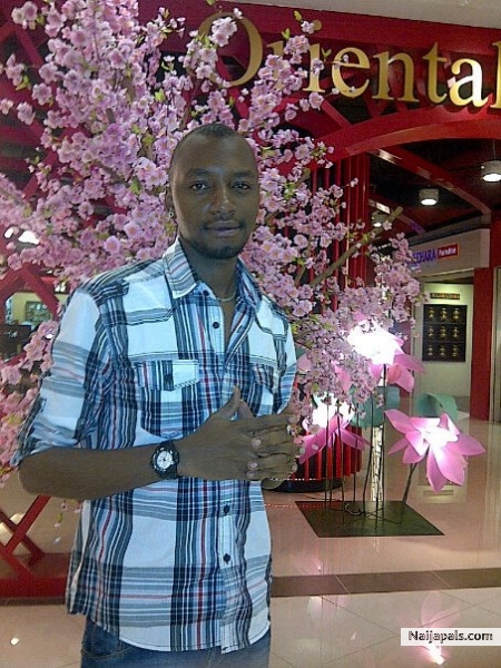  - click for next photo