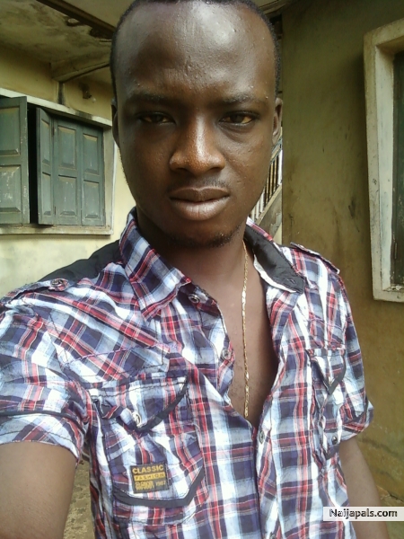 STREET BOY - click for next photo
