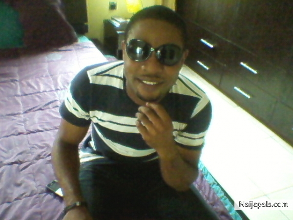 Am just me - click for next photo
