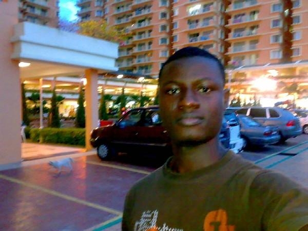  - click for next photo