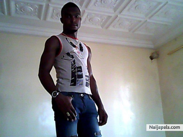 i am EMMA be looking of a good woman don' t can mikes save my happiness in life as the mother of my kids faacebook id chiboy ogbeen or okoro.chiboy@yahoo.com i am a nigerian live in dakar 222774365745 or my yehoo messerger id use the email you can add me thanks of all my friends - click for next photo