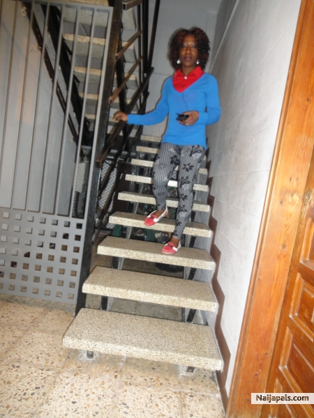  - click for next photo