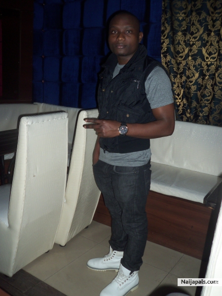  - click for next photo