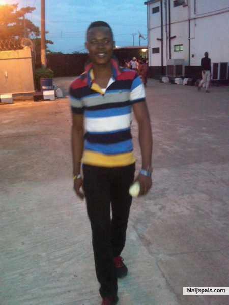  - click for next photo