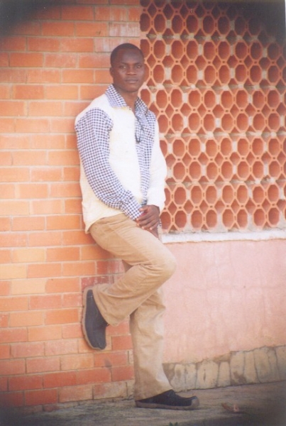  - click for next photo