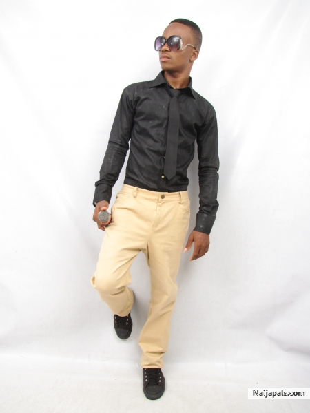  - click for next photo