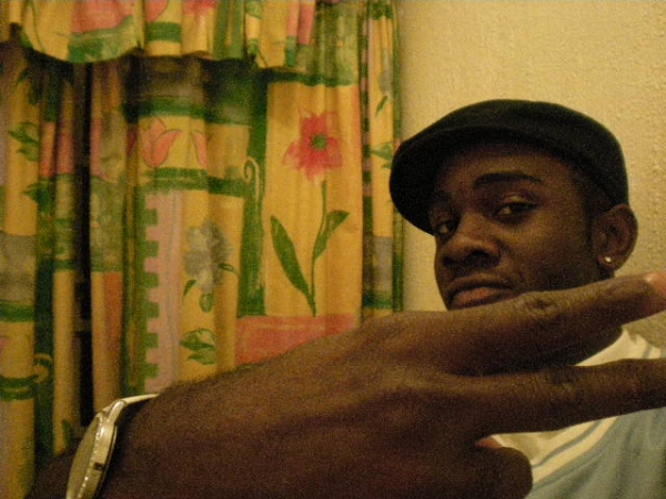  - click for next photo