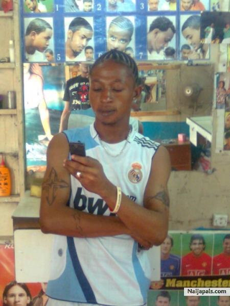  - click for next photo