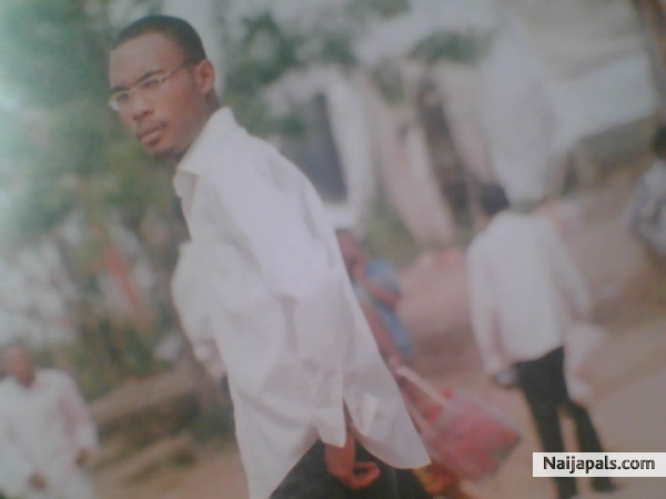 TOSIN - click for next photo