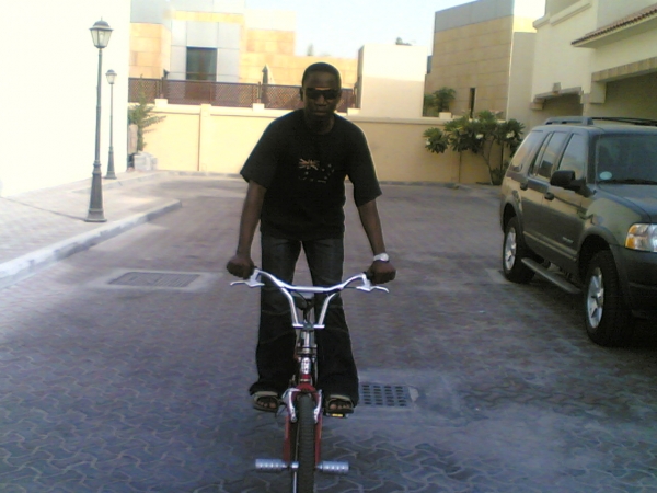 hv u ever tried doin stunts,feels gud - click for next photo