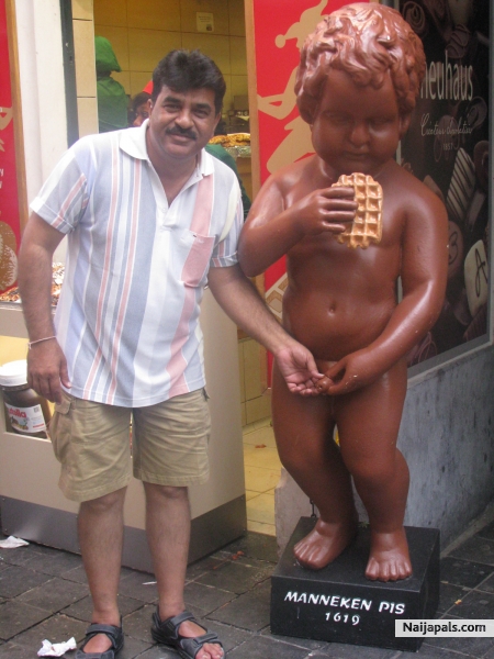  - click for next photo