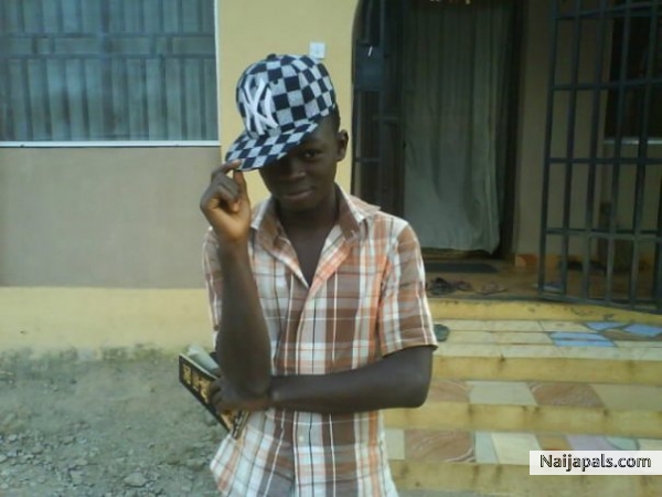 - click for next photo