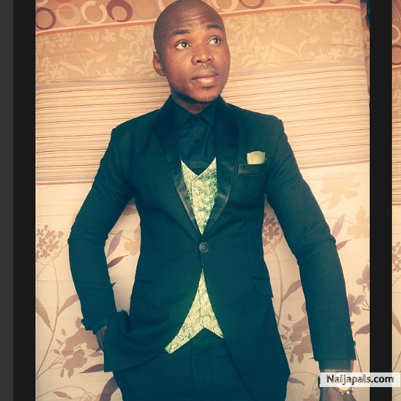 elder bro.. king Jay - click for next photo