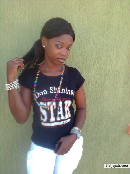 Fine girl. - click for next photo