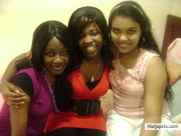 fatou me and houda - click for next photo