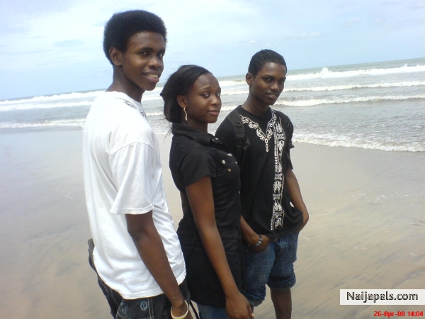 at the beach wit ma friends - click for next photo