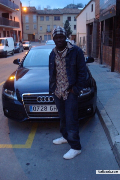  - click for next photo