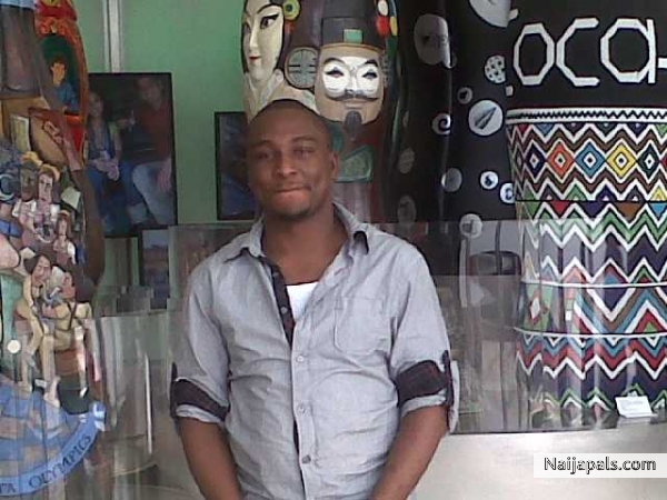  - click for next photo