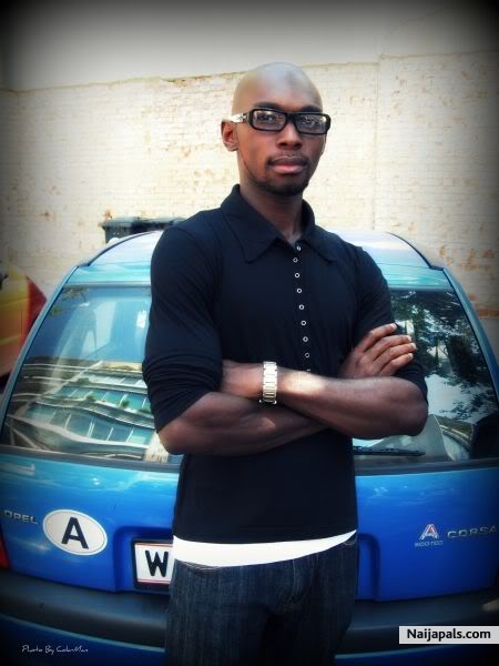  - click for next photo