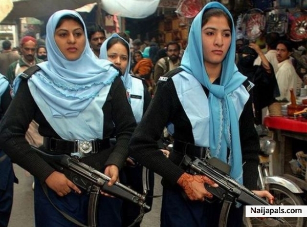 Pakistan Police - click for next photo