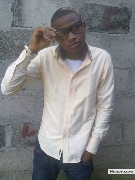 AM GUD AT SWAG THINGS! - click for next photo