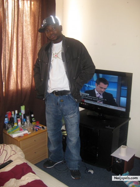  - click for next photo