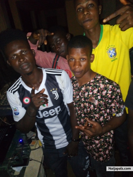 Dj ZINO mix for more information call me or WhatsApp me on dis 08137695118 - click for next photo