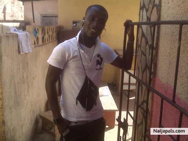  - click for next photo