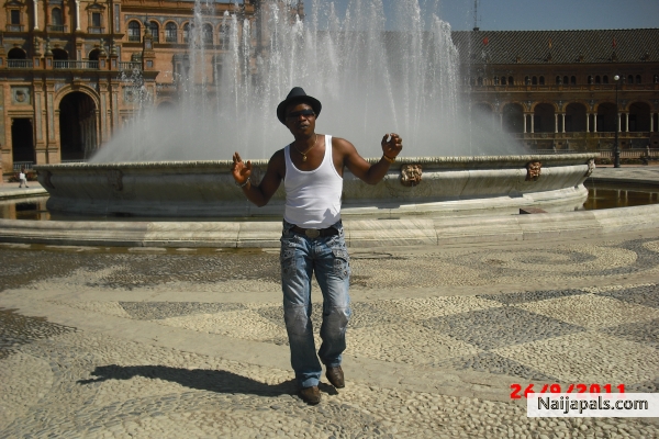  - click for next photo