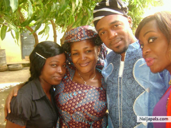 Jennie, me, ma wife and a friend - click for next photo
