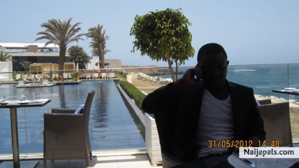  - click for next photo