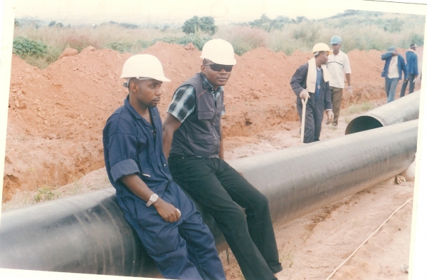 Emeka azuka as an aide during a 24" pipeline construction late last yr at seme - click for next photo