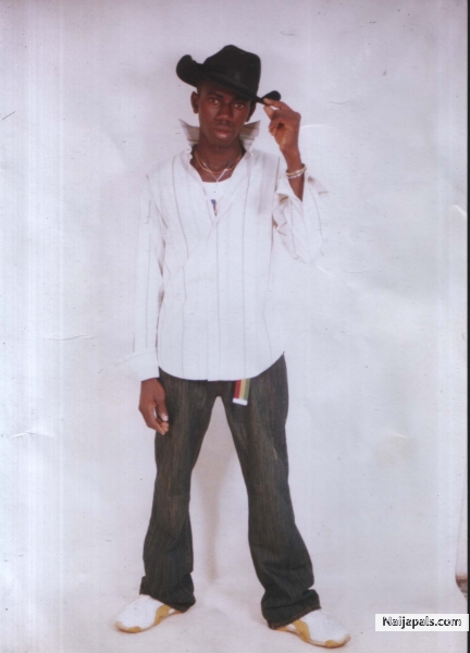abayomi - click for next photo