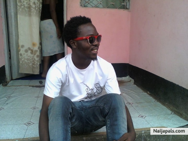  - click for next photo
