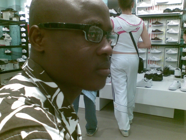  - click for next photo