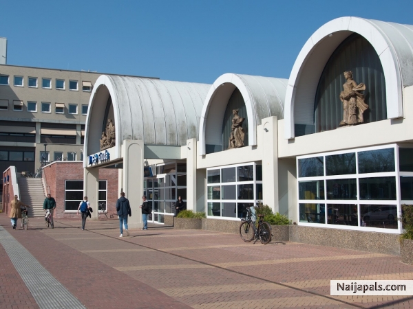 if you like stad van Gouda you would like my bicycle. - click for next photo