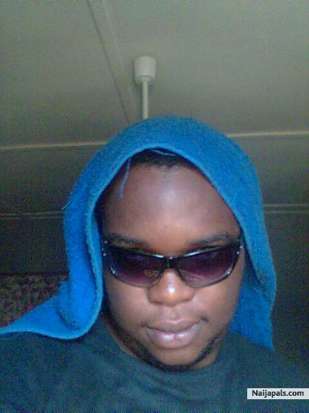 DATS ME - click for next photo