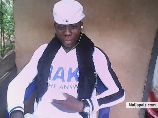  - click for next photo