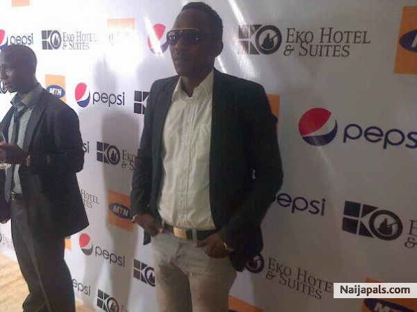 rED Carpet onpoint - click for next photo