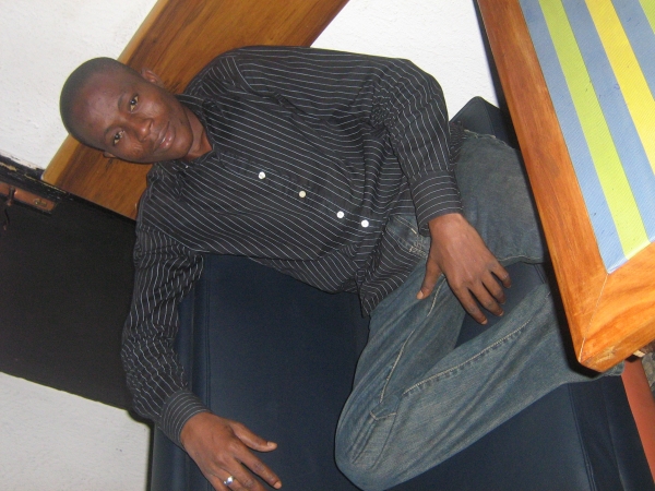  - click for next photo