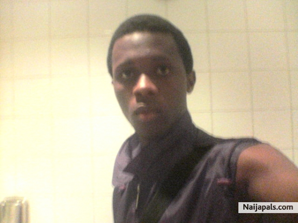 just chilling......... wot u saying bout dis picx.. - click for next photo